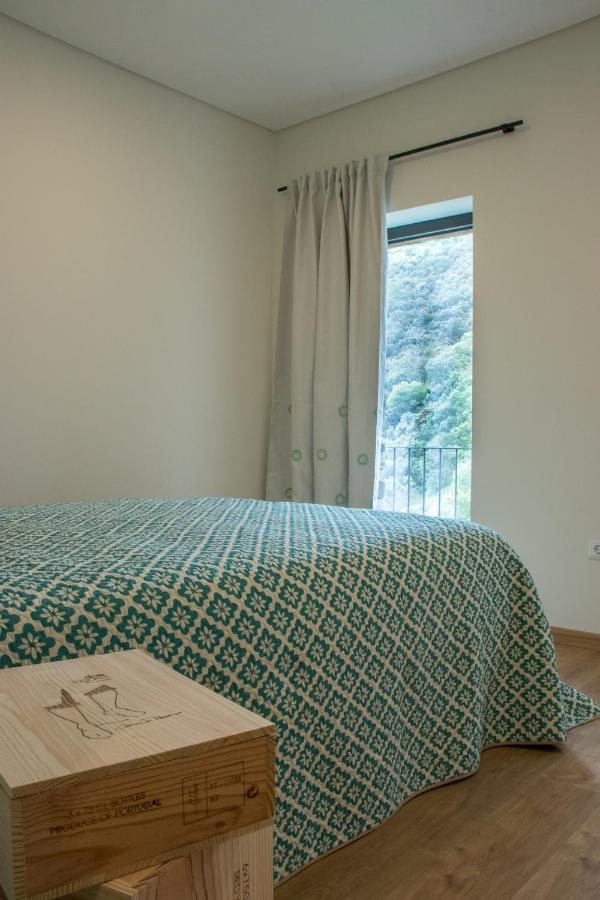 Bed and Breakfast Dois Lagares House à Pinhão Extérieur photo