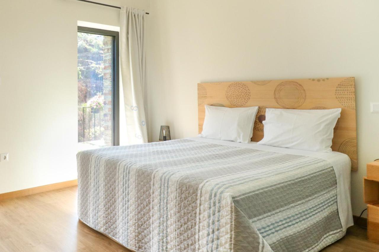 Bed and Breakfast Dois Lagares House à Pinhão Extérieur photo